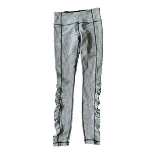 Lululemon Run Turn Around Tight Size 6 Leggings